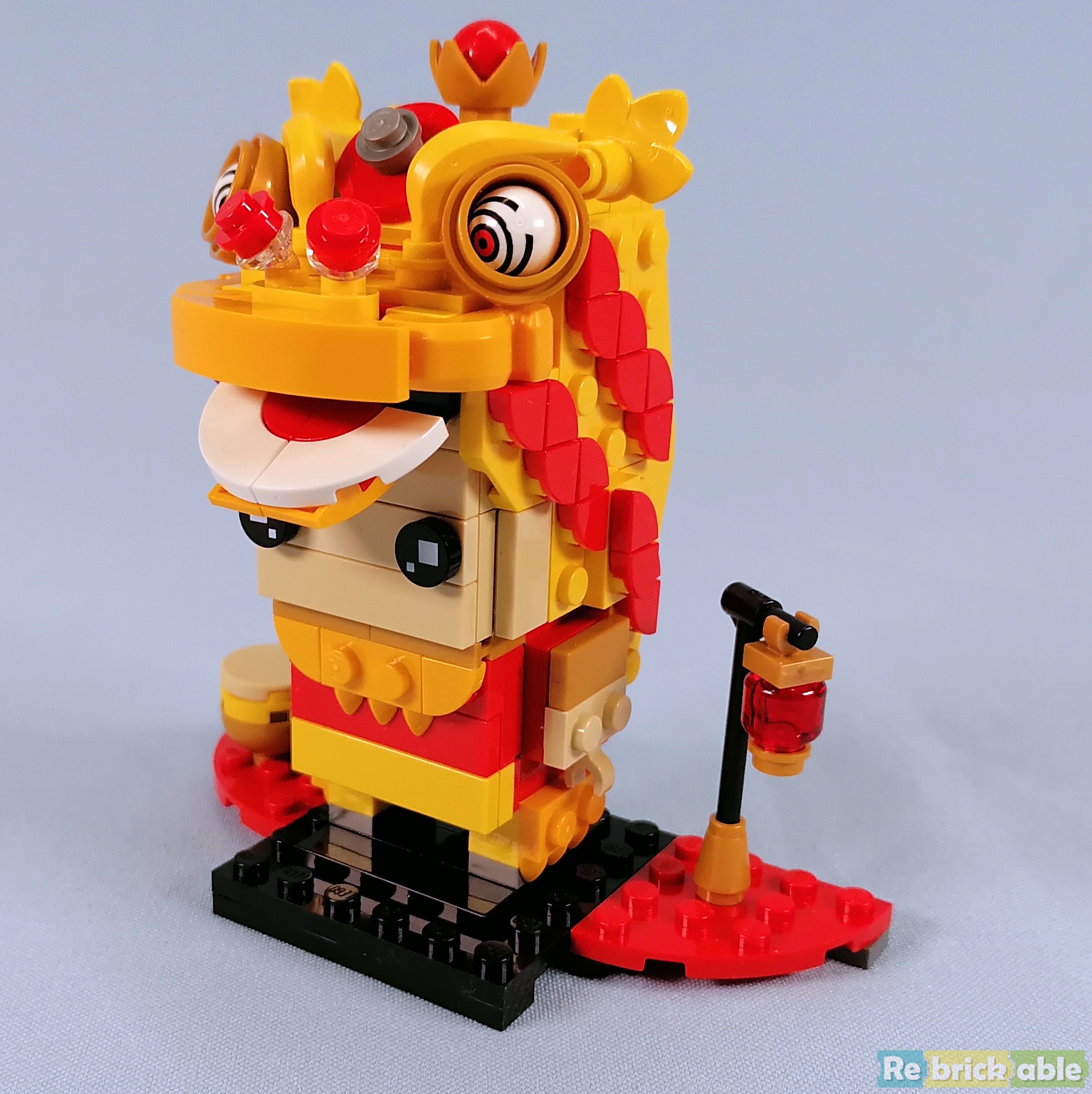 LEGO BrickHeadz 40540 Lion Dance Guy review - Toy Photographers