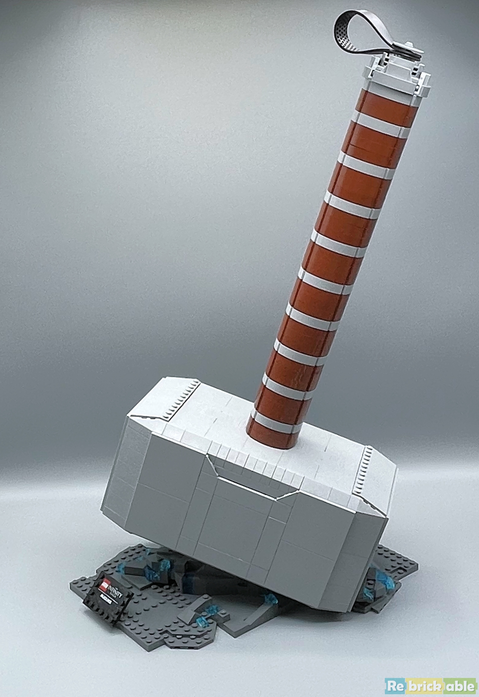 How to build a mini LEGO MOC Thor's hammer, if you can't afford the bi