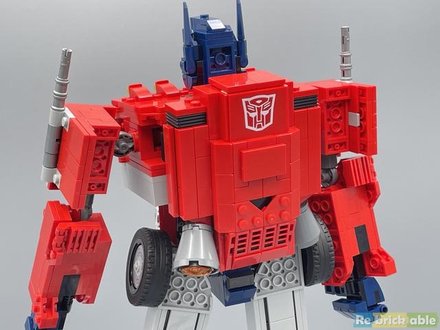 Review: LEGO 10302 Optimus Prime - Jay's Brick Blog