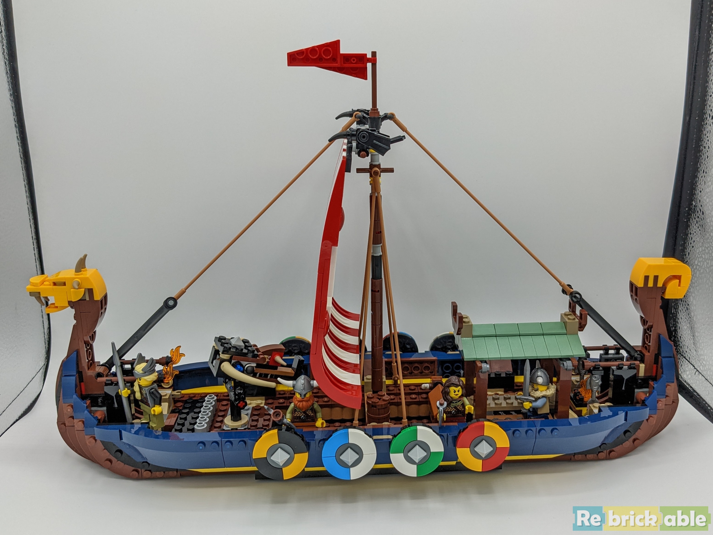 Review: 31132-1 - Viking Ship and the Midgard Serpent | Rebrickable ...