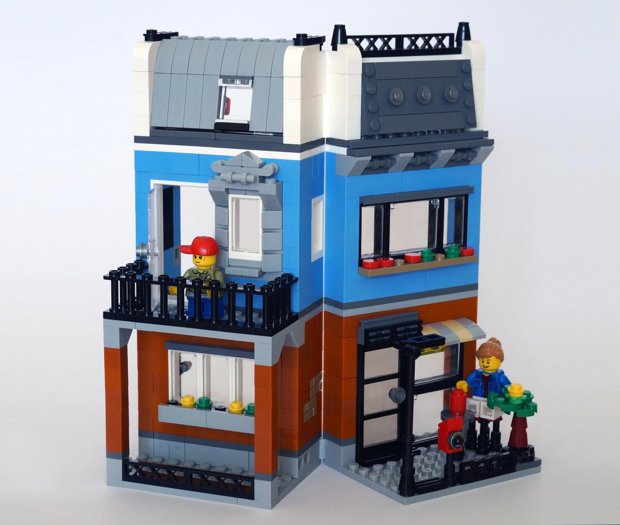 31050 Terraced House