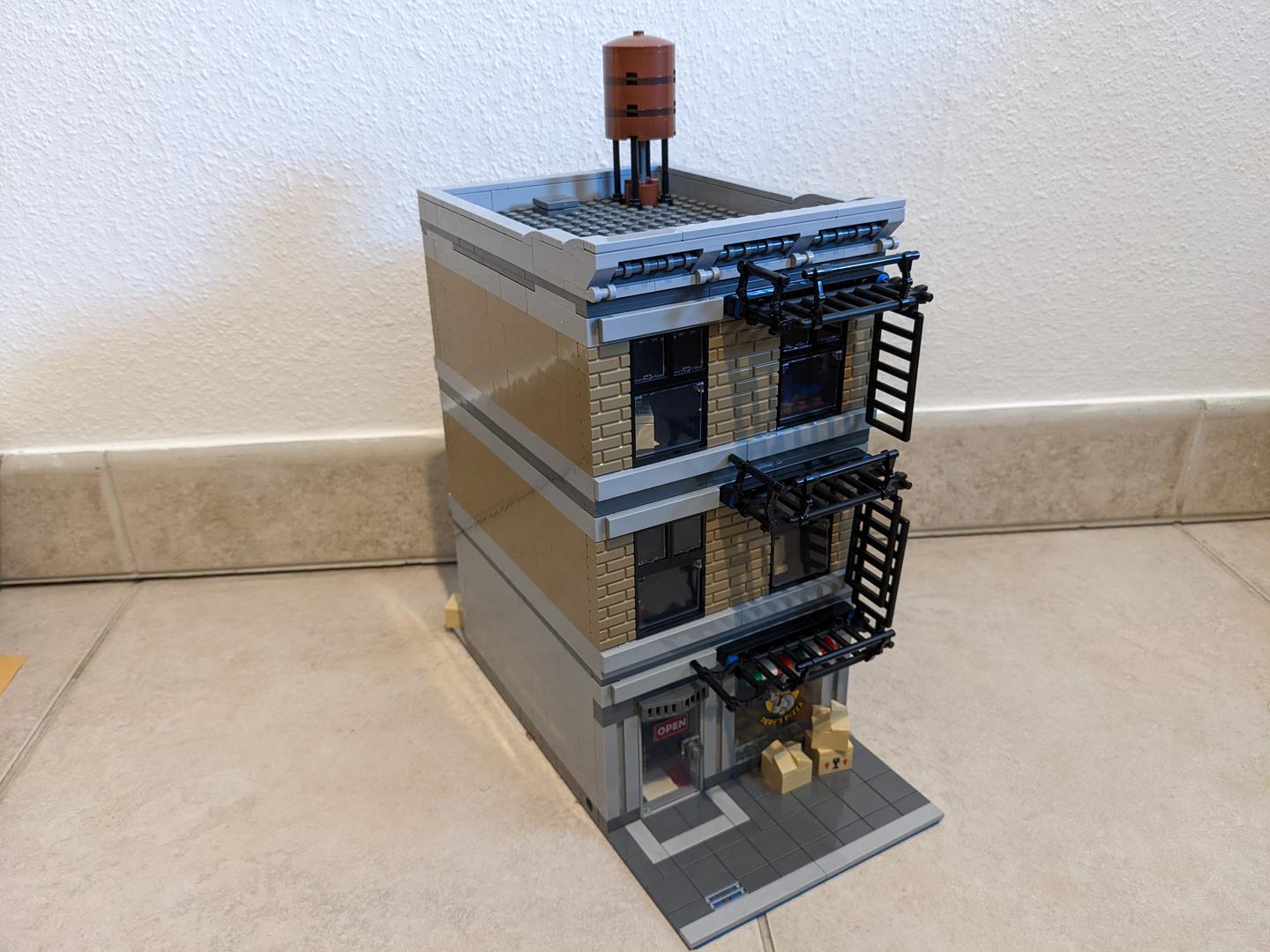 Small Appartment House