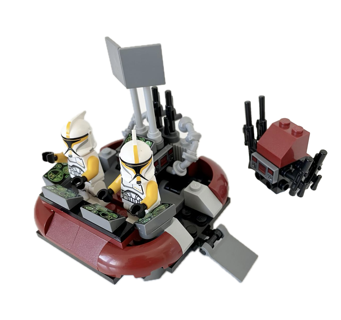 2 x 40558 = 1 Solid Clone Trooper Command Station