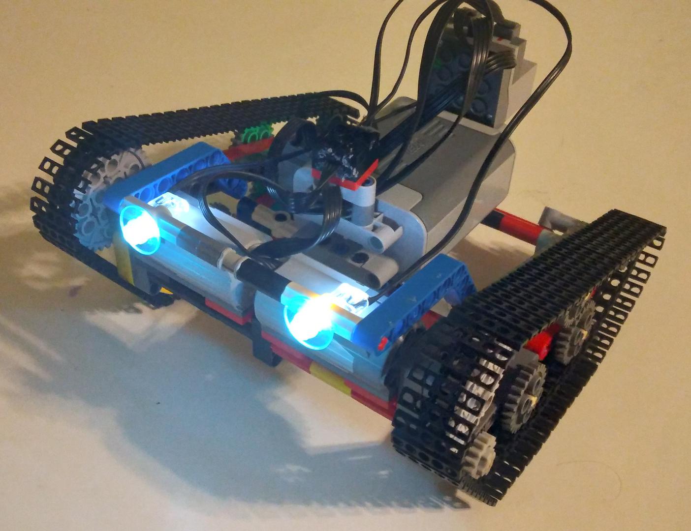 Speedy Technic RC Treaded Vehicle