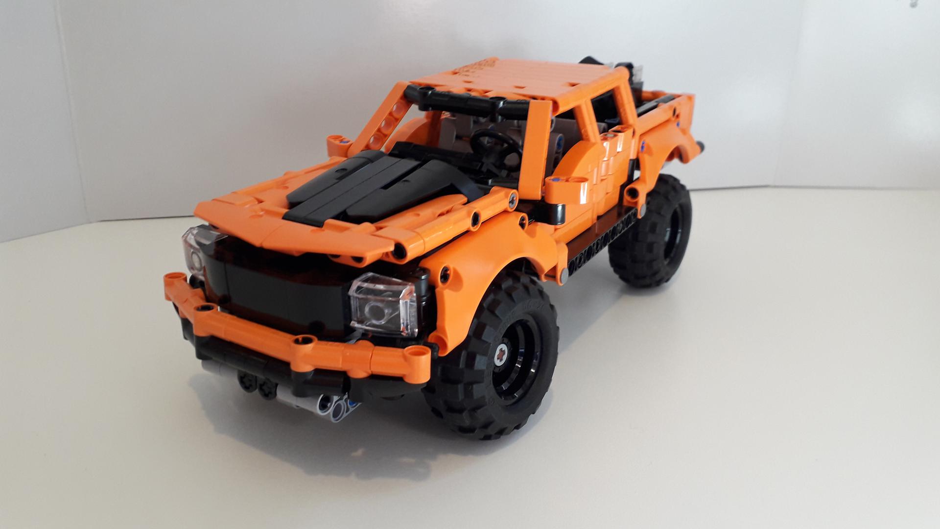 Small Scale Ford Raptor