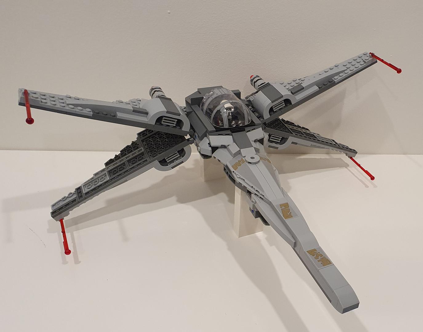 Razor Crest - X wing alternative alternate build