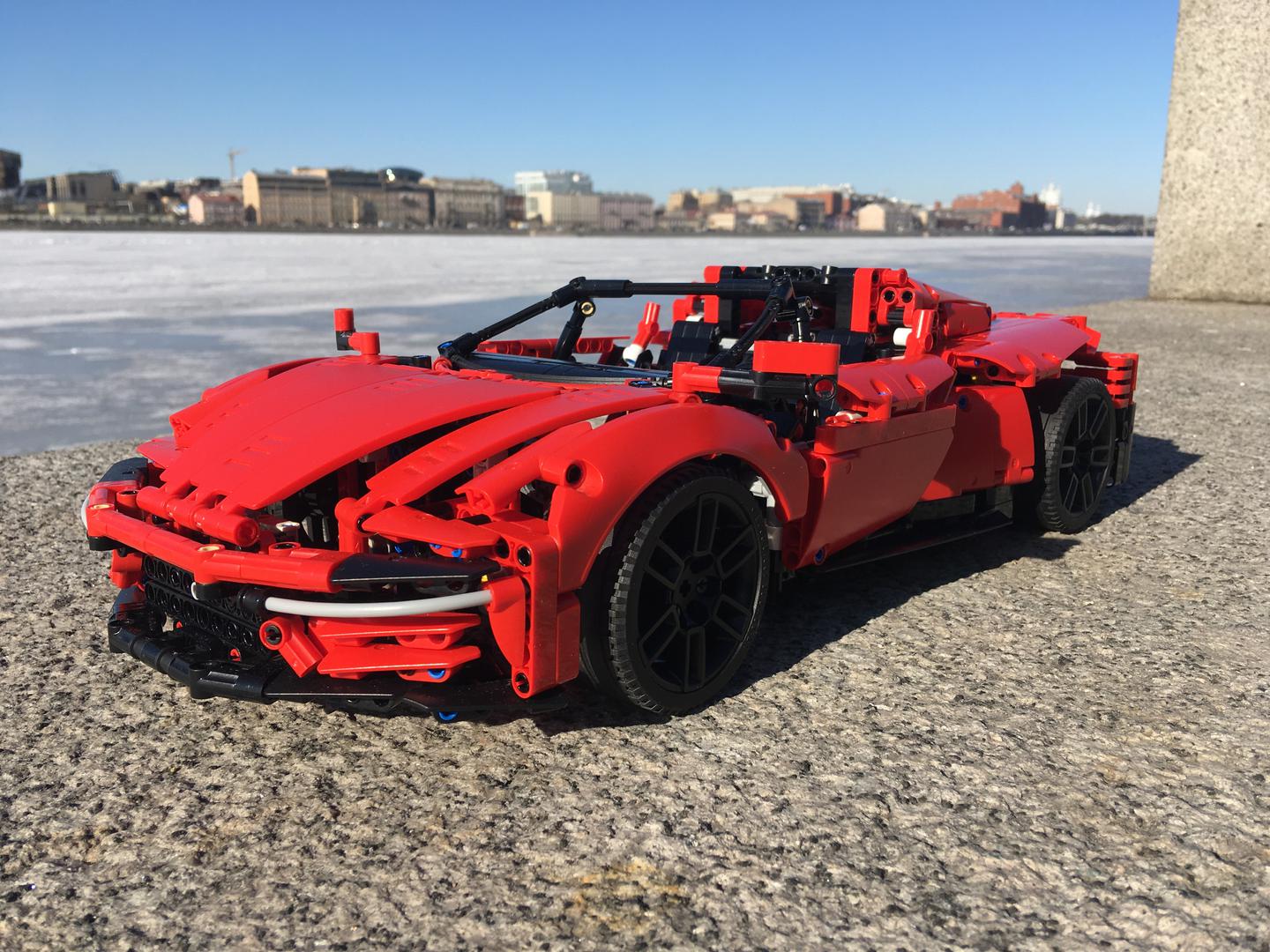 42025 Ferrarl Daytona SP3