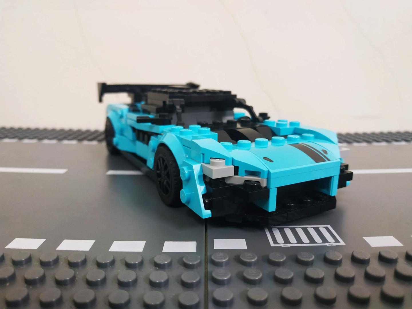 76898 McLaren Senna alternate build