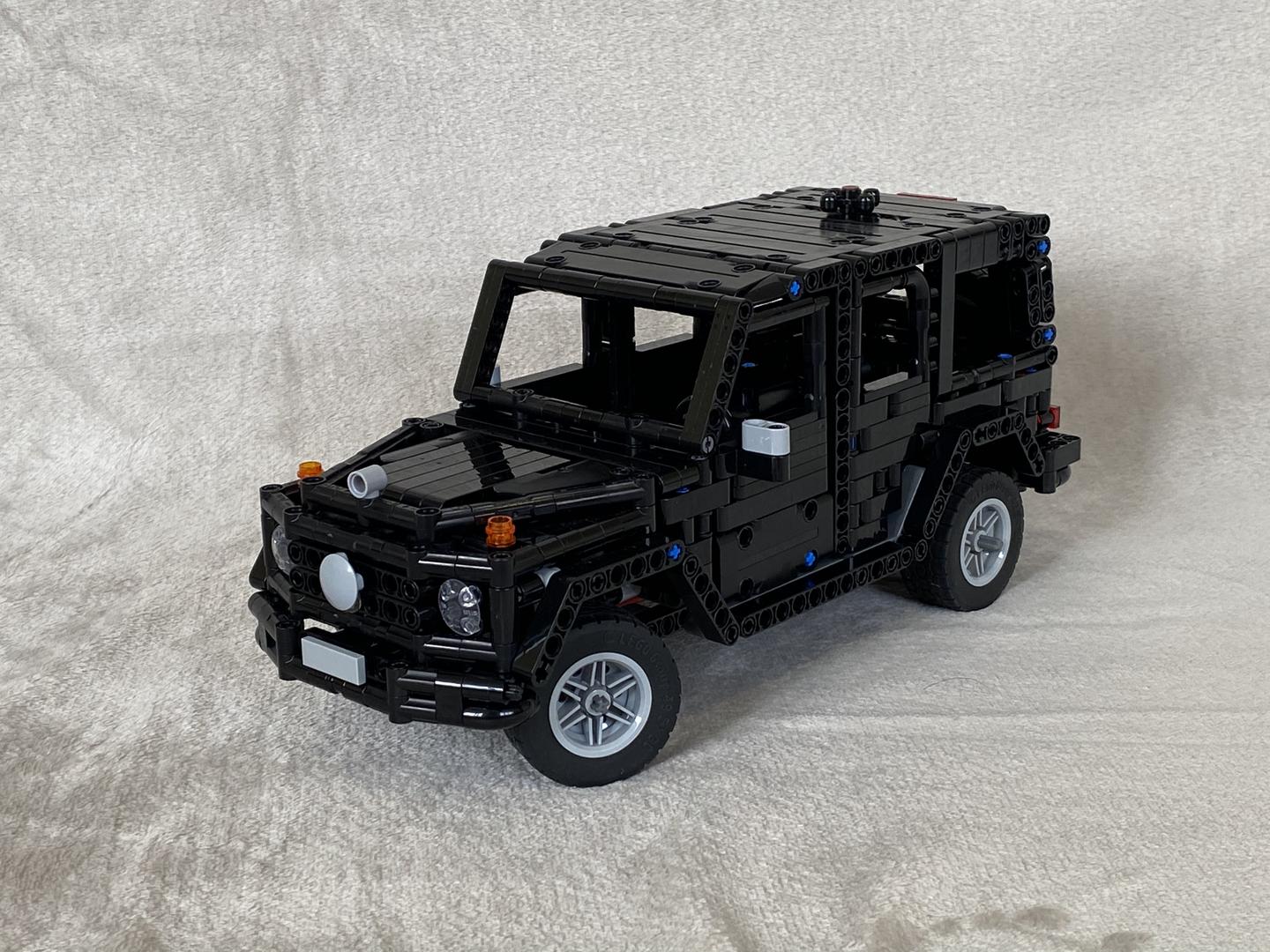 Mercedes Benz G-class without interior