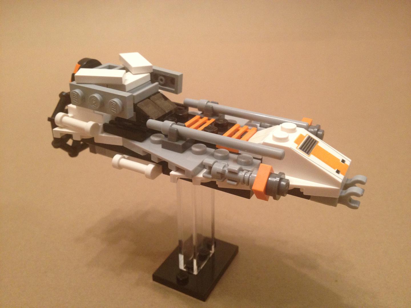 75009 Light Cargo Shuttlecraft alternate build