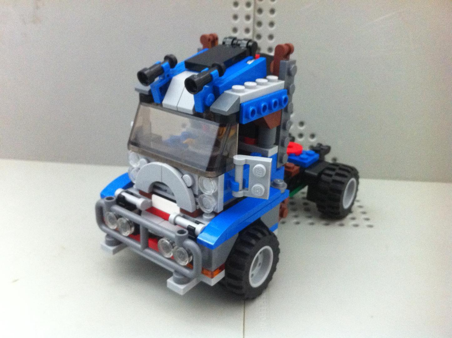 31075 Semi Cab/Box Truck Base