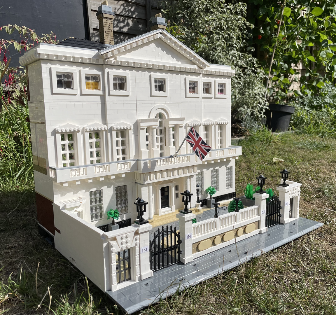 "The In &amp; Out Club", Cambridge House, Piccadilly, London