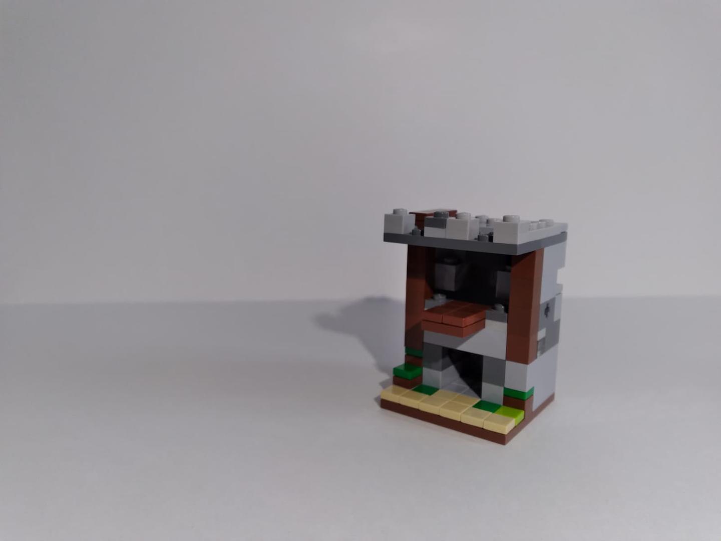 Lego Minecraft Micro world base (Alternate build for part of 21102)