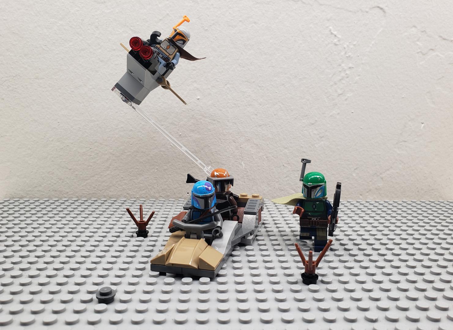 Mandalorian Speeder with Detachable Hovering Gun alternate build