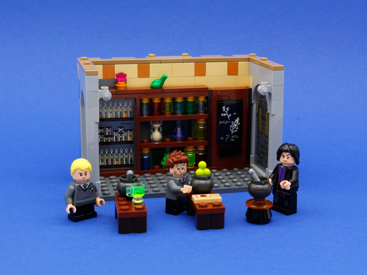 Hogwarts: Snape's Potions Class