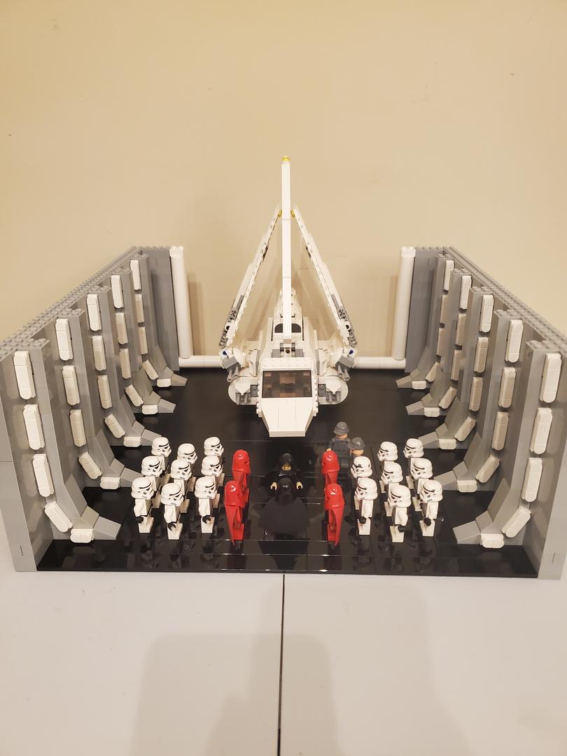 Return of the Jedi Diorama:  The Emperor Arrives - Shuttle Bay of the Death Star