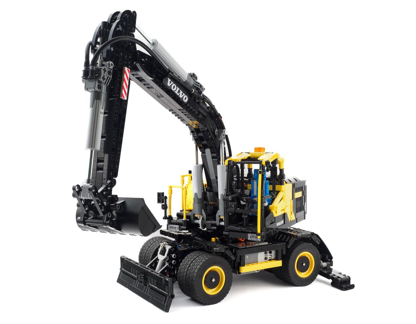 RC Wheeled Excavator