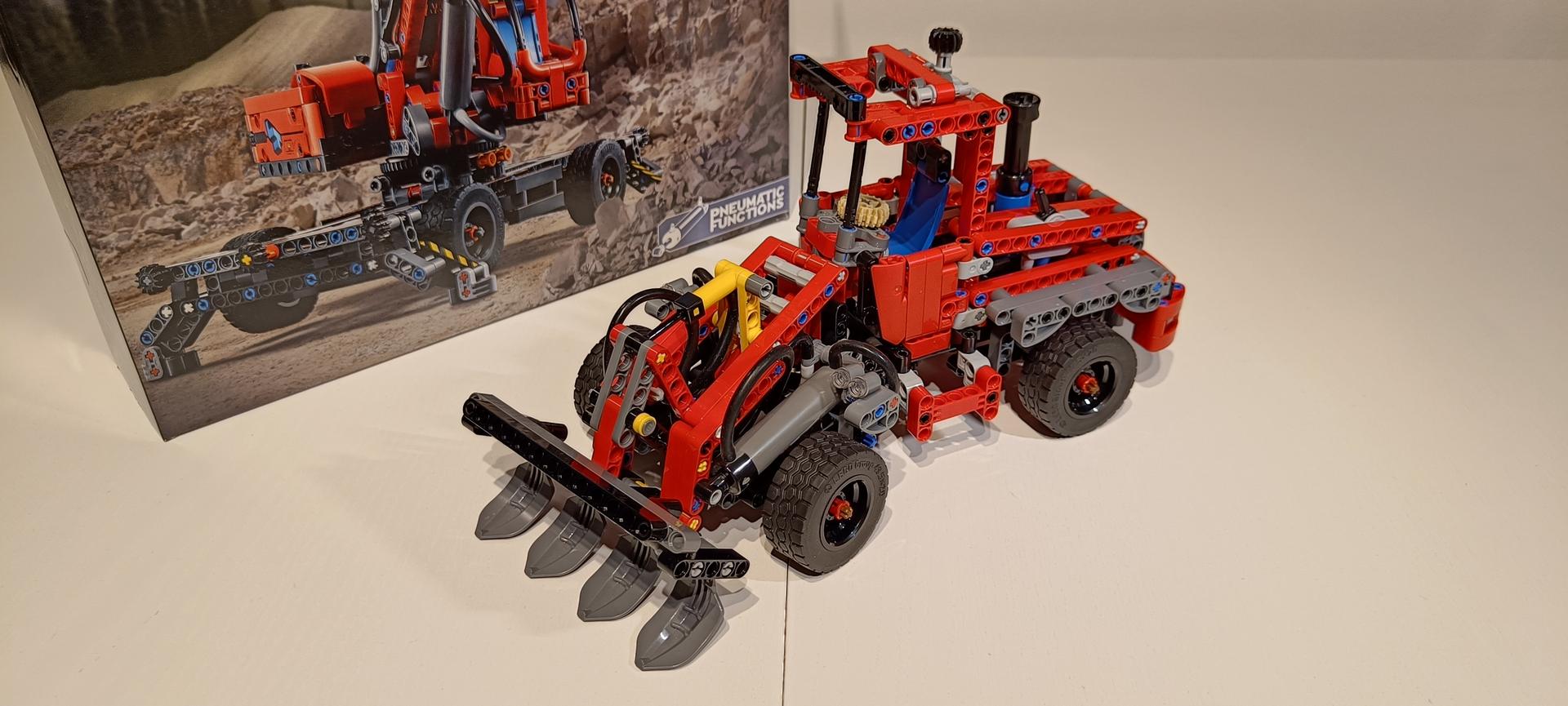 42144 Front Loader