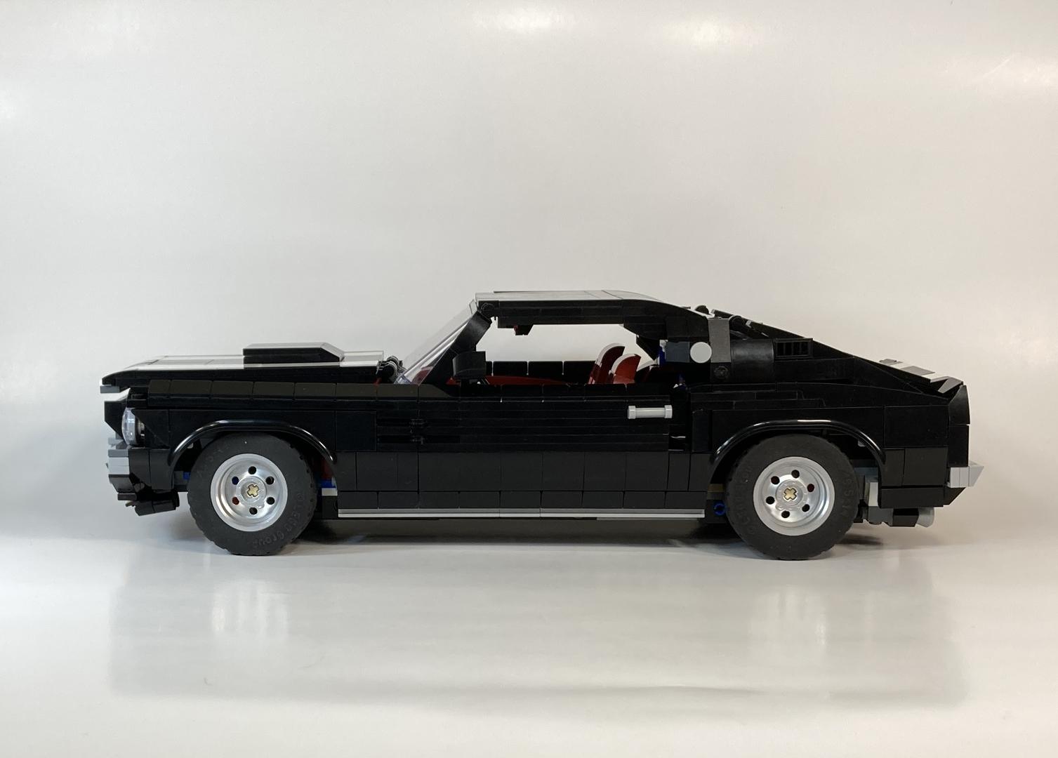 10304 z28 Mustang Mach 1