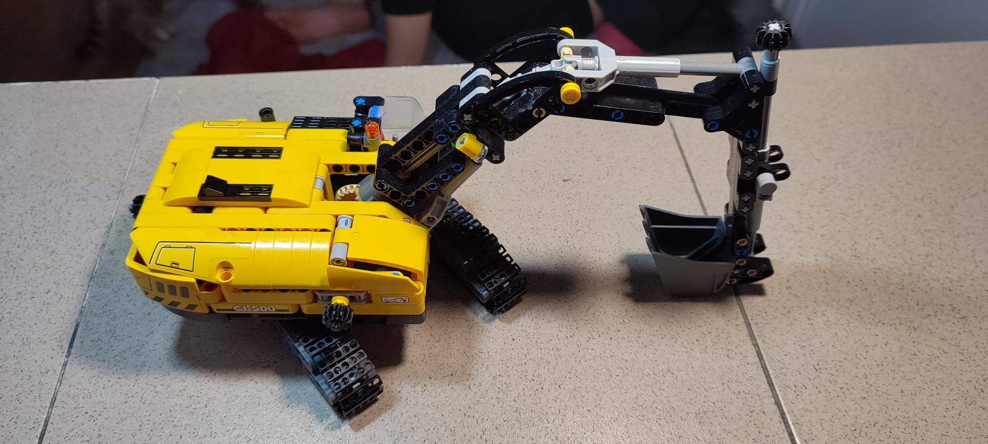 42121 3 mechanical pistons