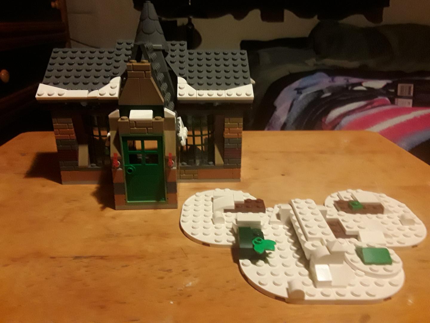 Hogsmead Shop and Snow Field alternate build