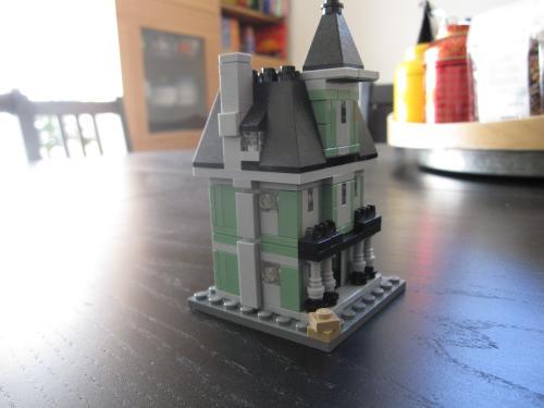 Micro Haunted House