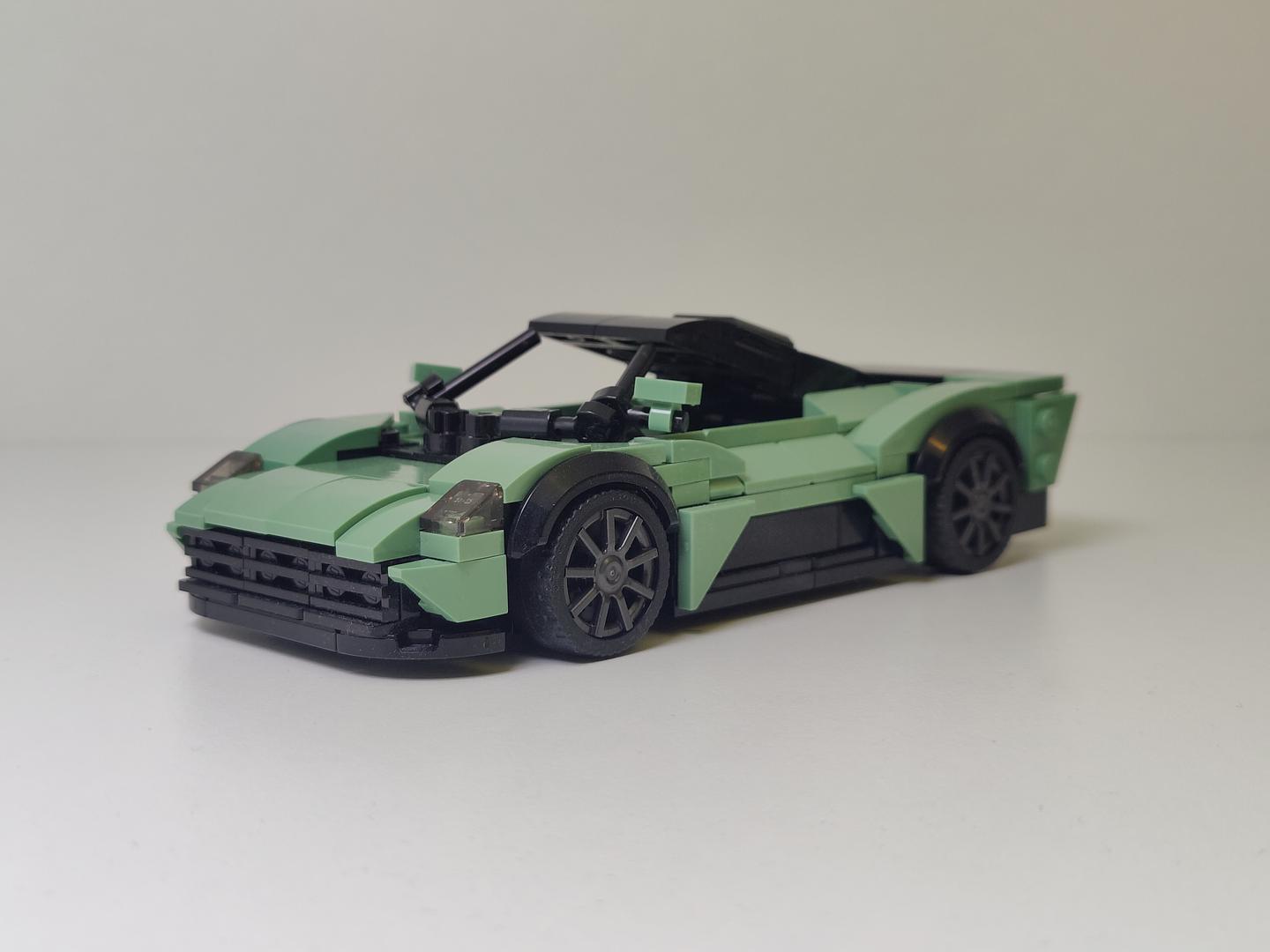 Aston Martin Valhalla