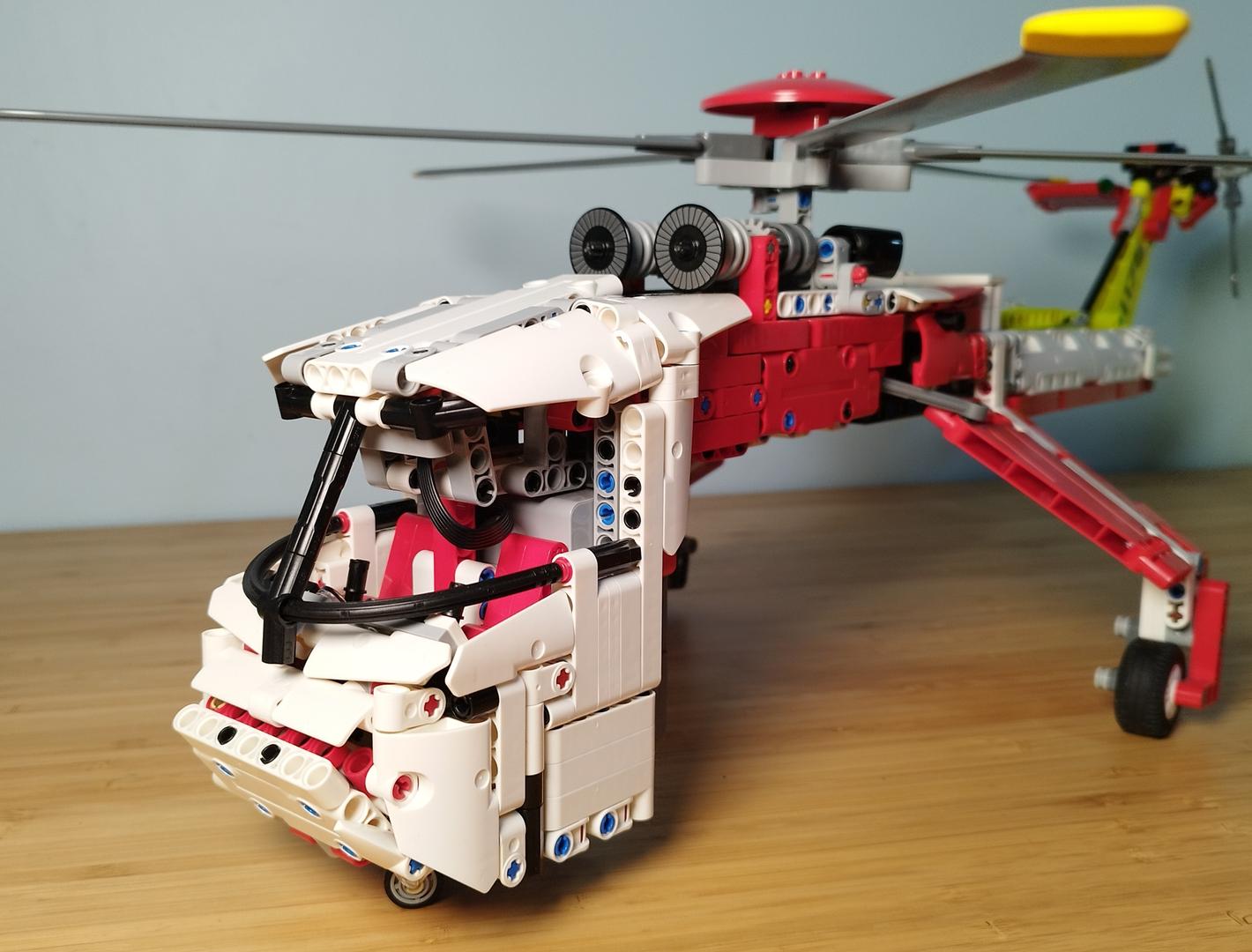 Sikorsky S-64 (42145 Alternate build)