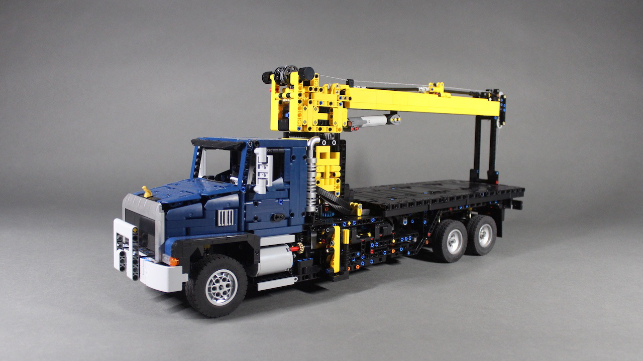 Mack Granite Boom Truck