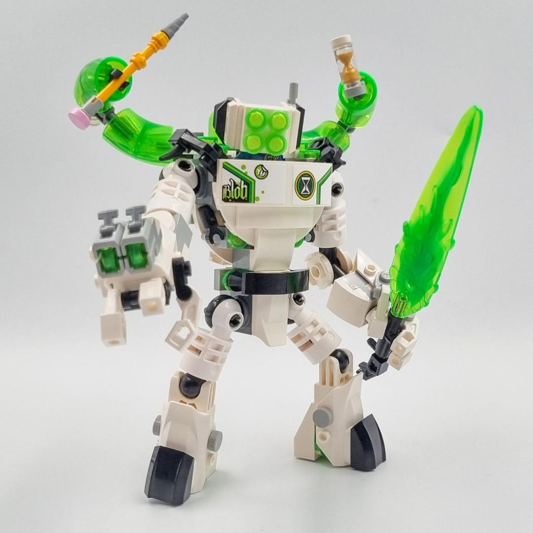Mateo's Mech (Lego 71454 Alternate Build