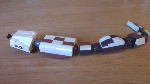 Snake (alt build of 31019-1 - Forest Animals)