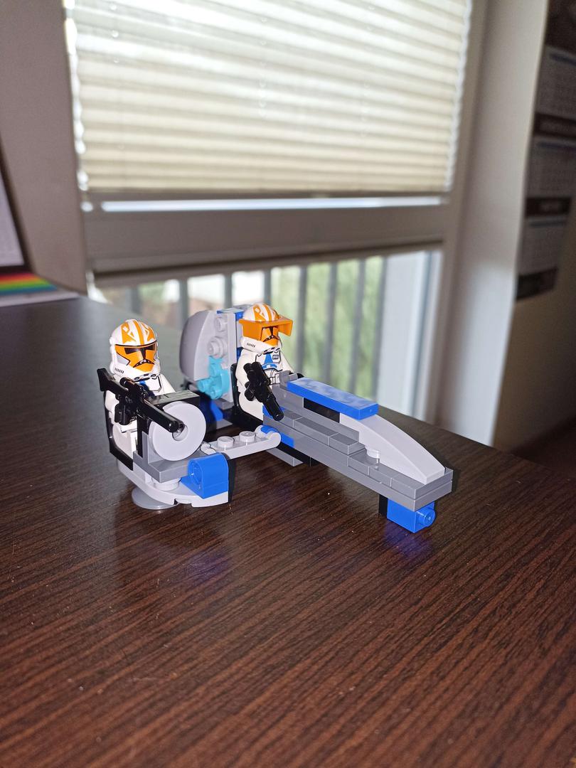 BARC speeder with a detachable sidecar alternate build
