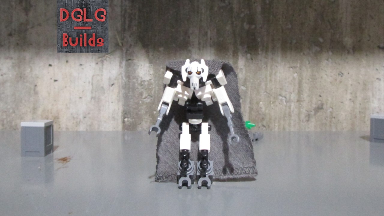 Brick-built General Grievous figure v.2