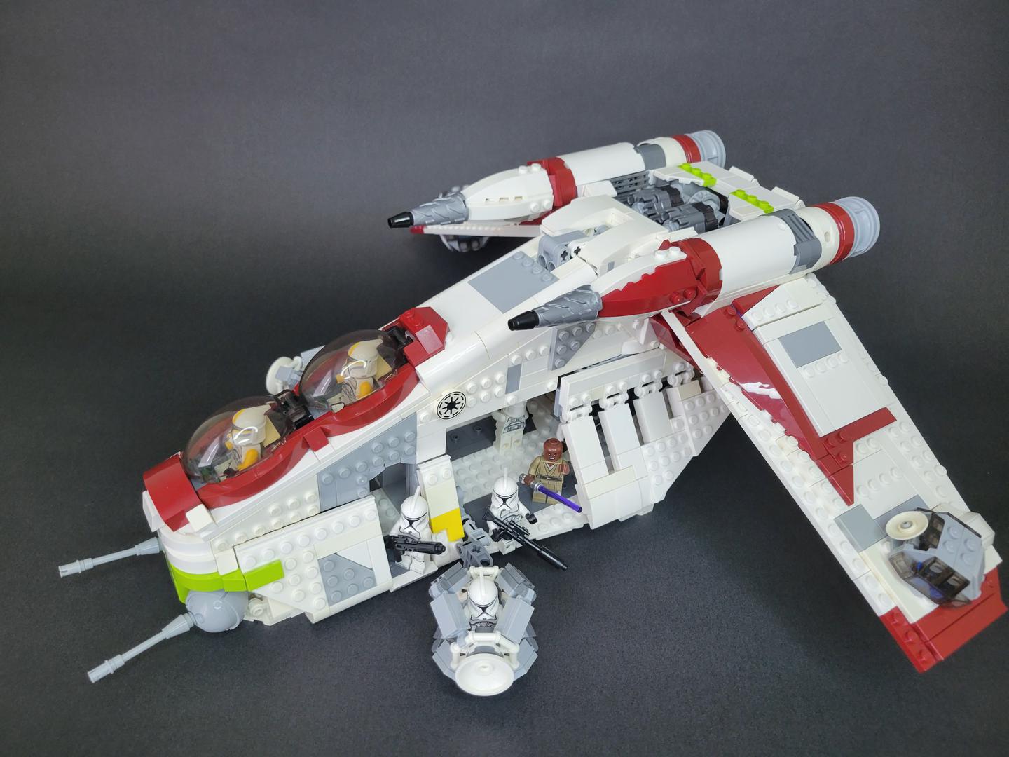 Republic Gunship (Movie Version)