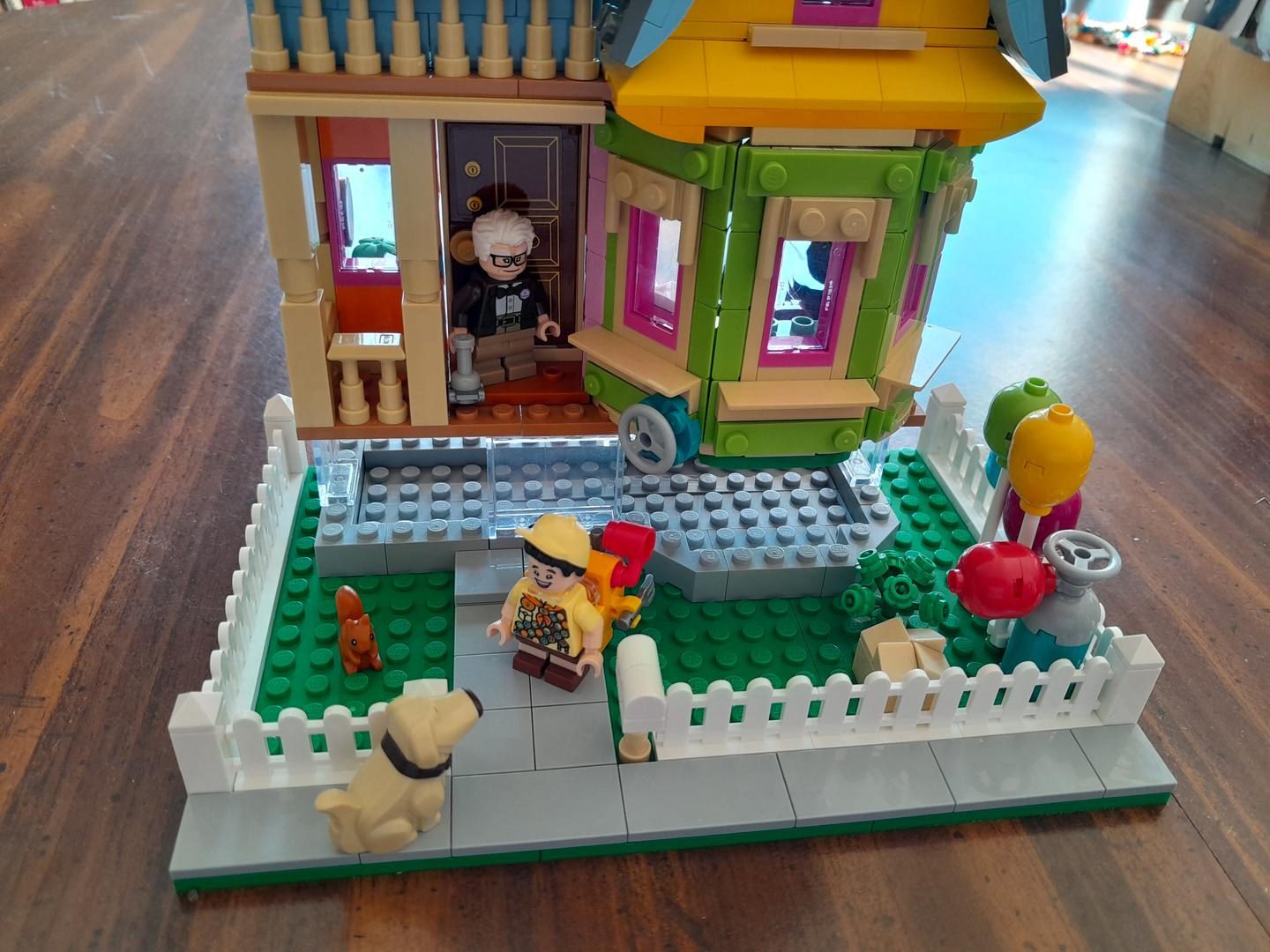 Carl's House Goes UP!