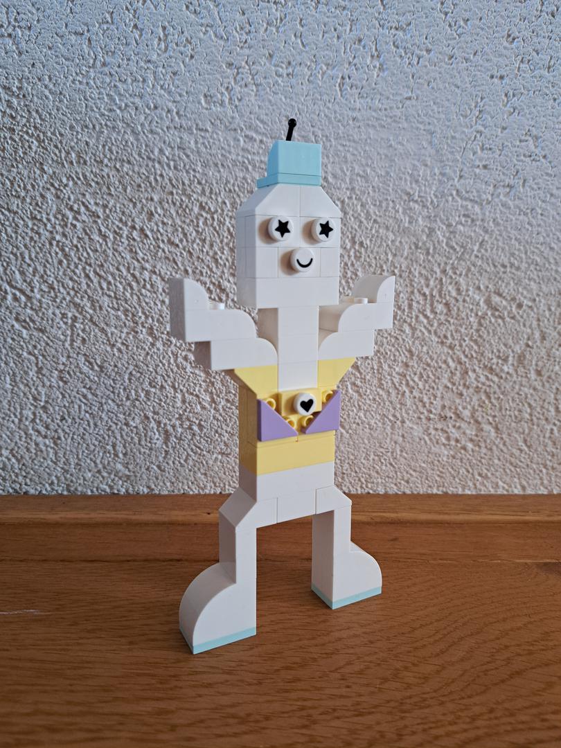 11028 Pastel Party Guy