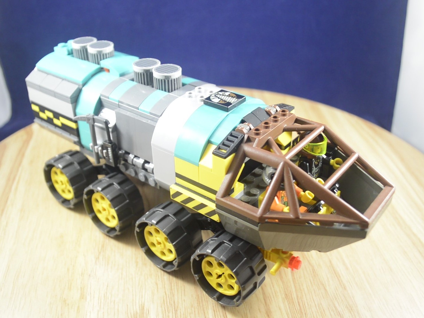 Rock Raiders - Crystal Cruiser