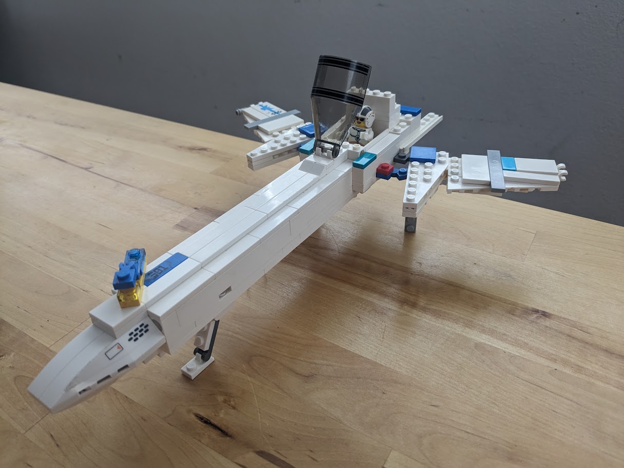 Poco class starfighter from Skyward