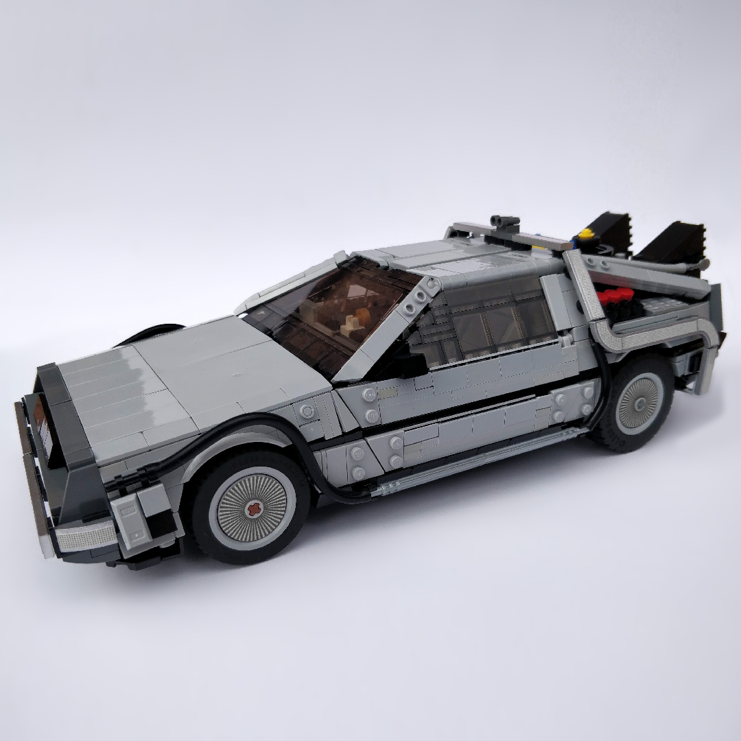 UCS Back to the Future DeLorean
