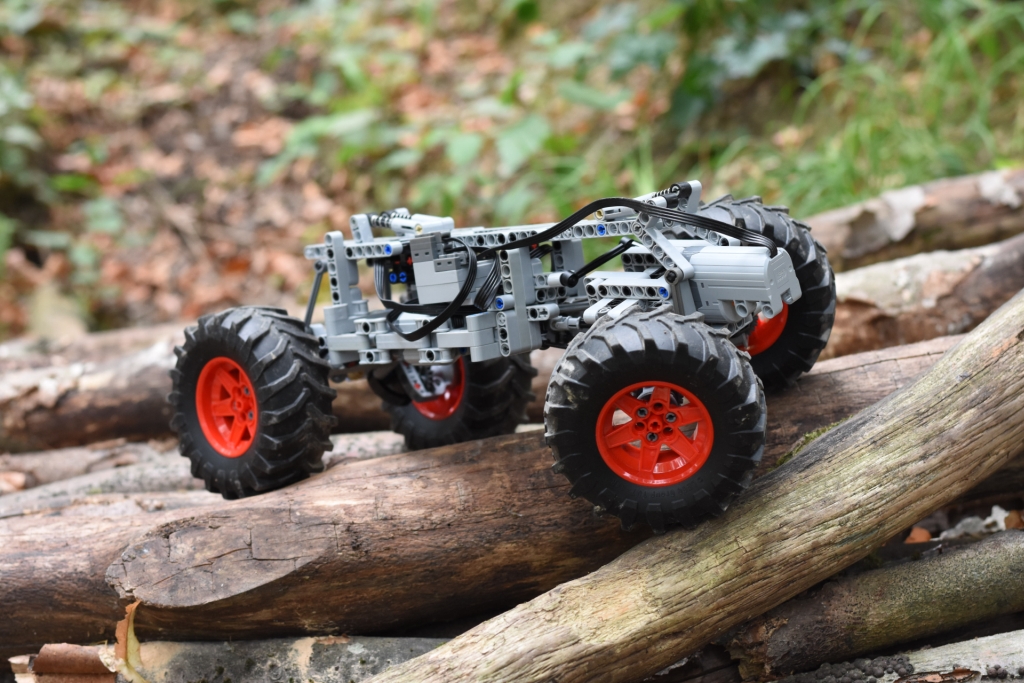 LEGO Technic Rock Crawler Chassis