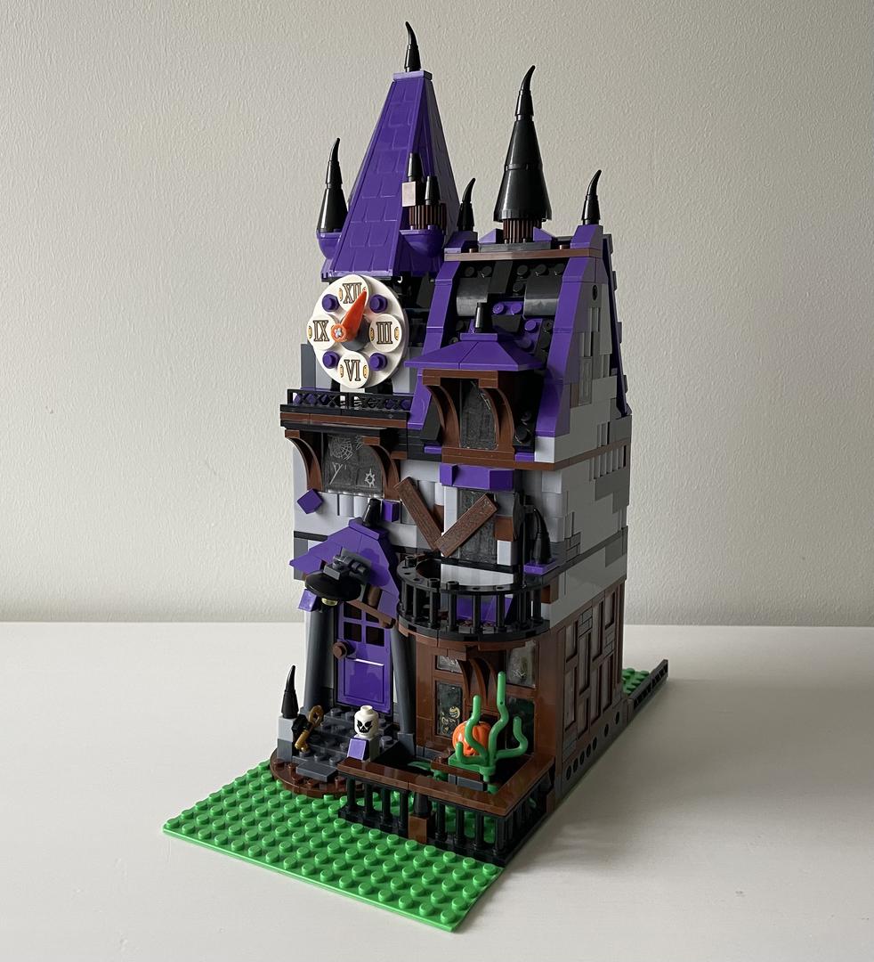 Modular "Mystery Mansion"