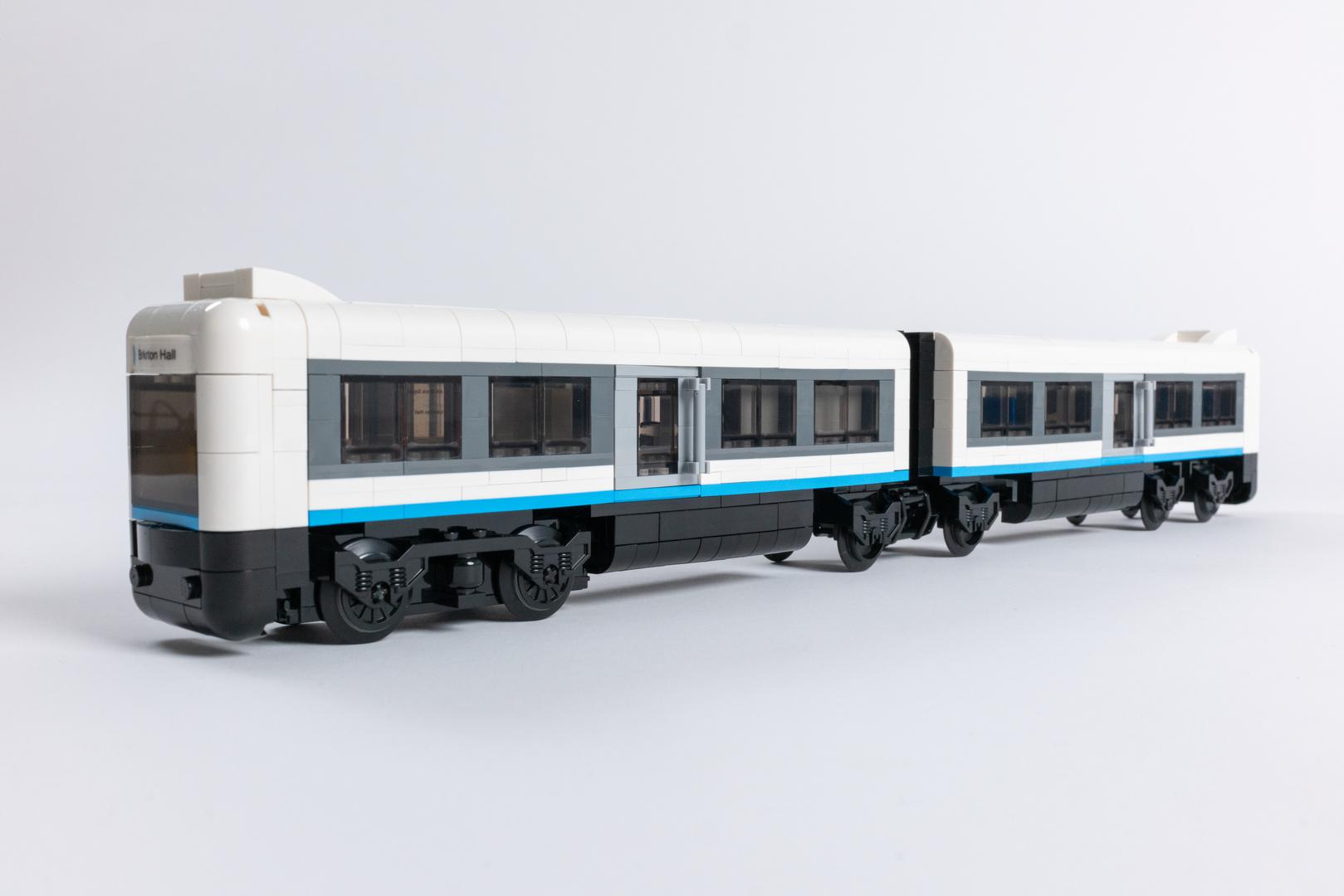 City Metro Train, Minifig-Scale (Motorized)