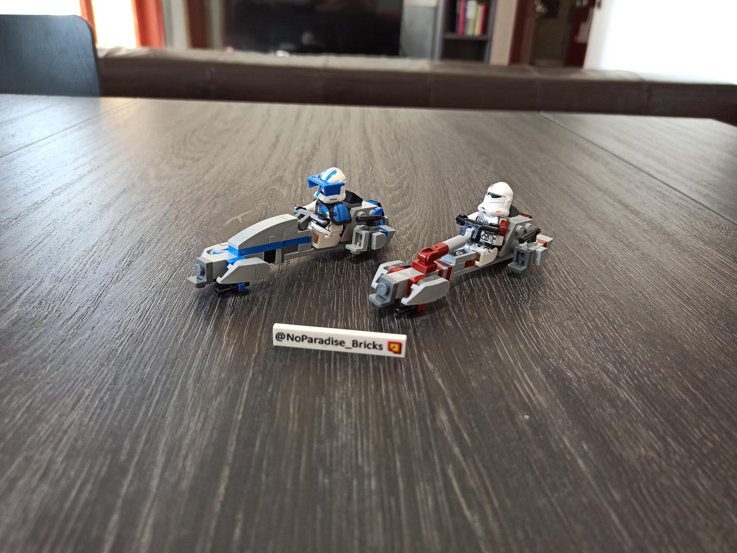 BARC Speeder in minifig scale (91st Corps and 501st Legion versions)