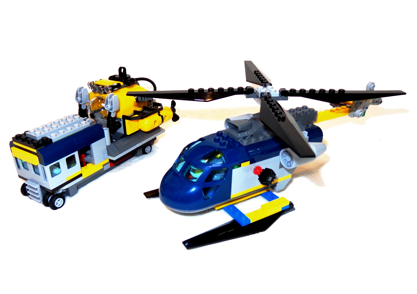 60093 Helicopter and truck