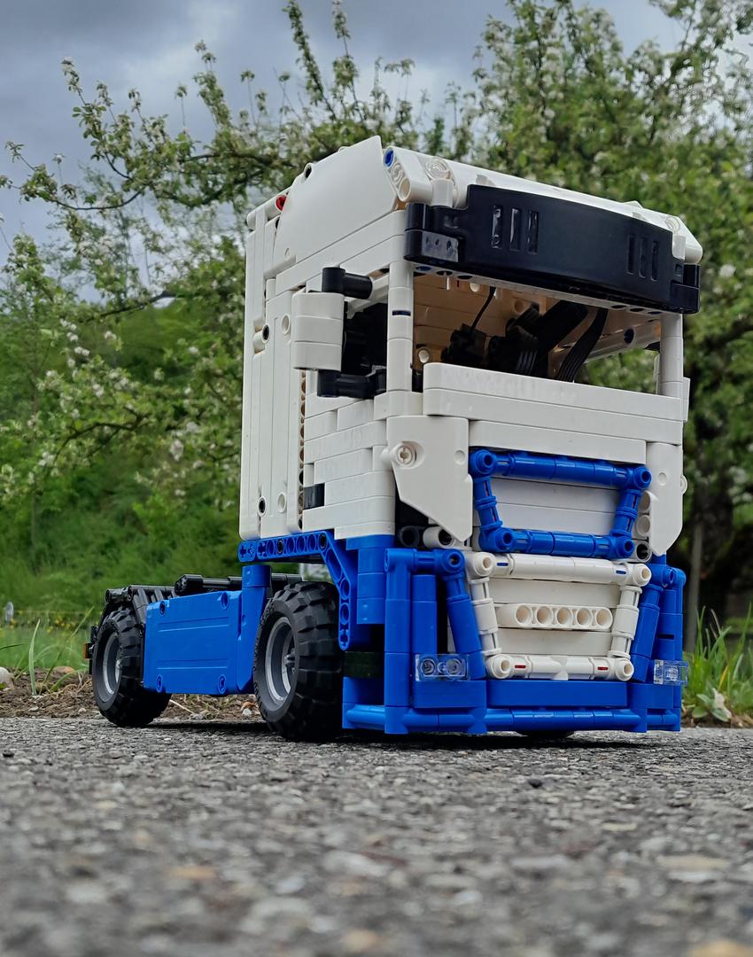 Iveco Stralis Hy Way