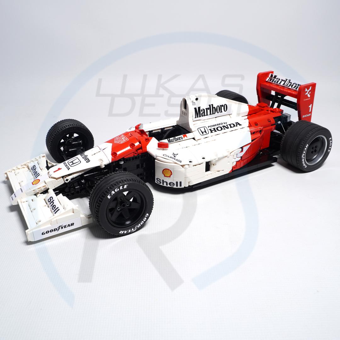 McLaren F1 MP4/6 1:8 Scale
