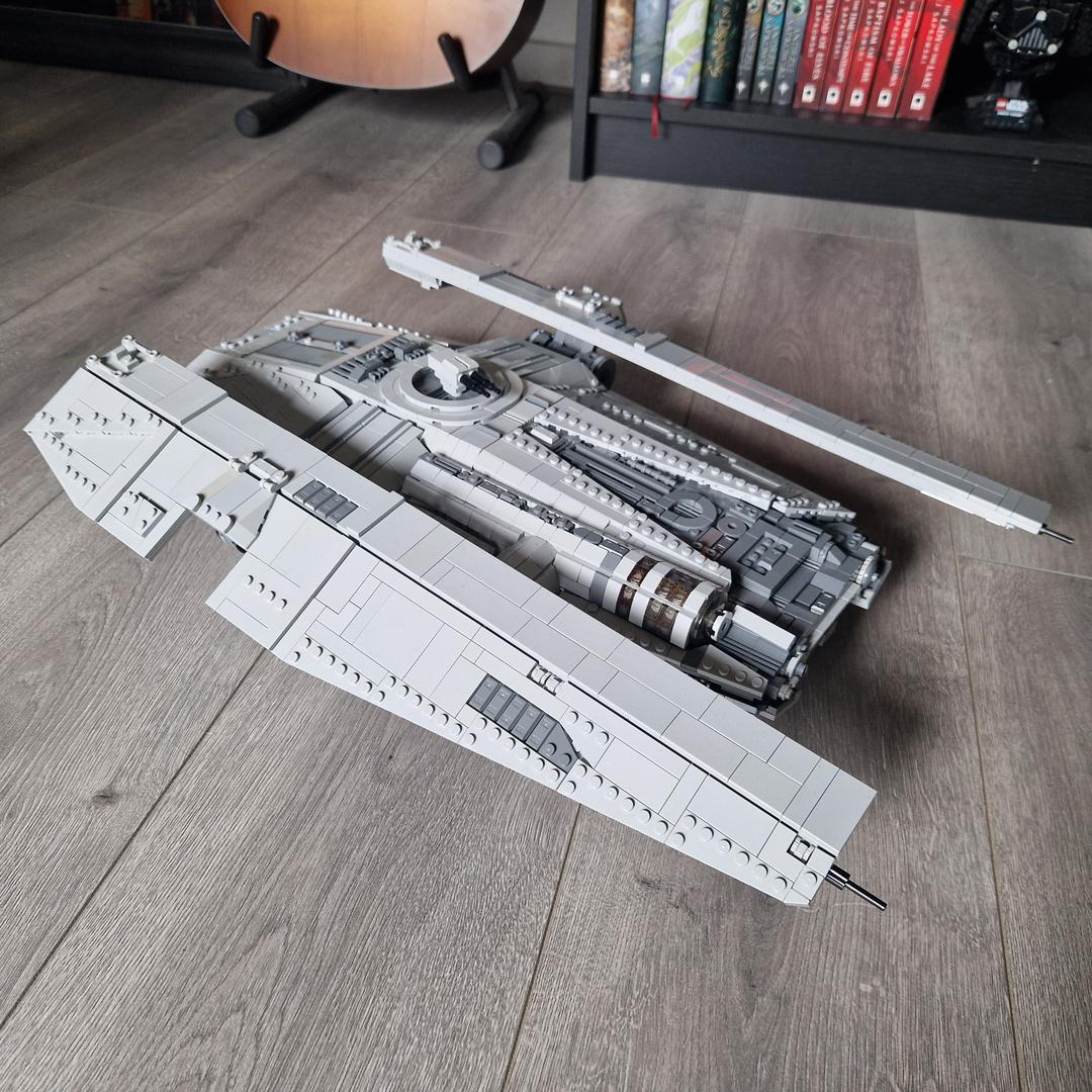 Luthen's Fondor Haulcraft - Andor