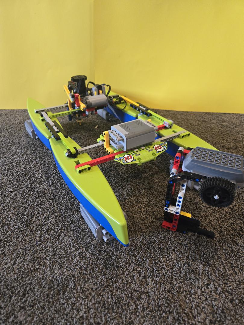 RC catamaran boat (FAST!)