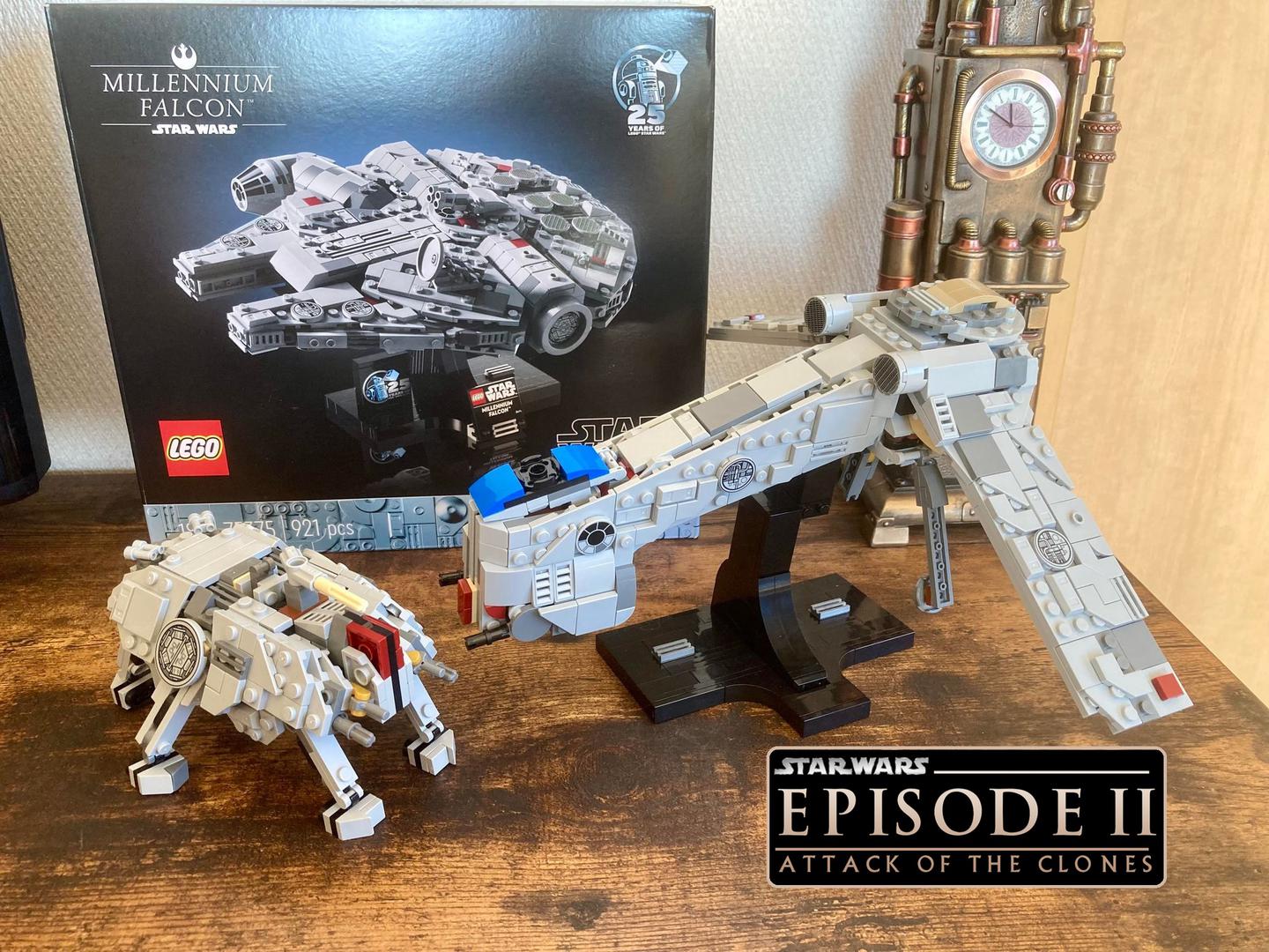 Republic Dropship &amp; AT-TE Walker Midi Scale