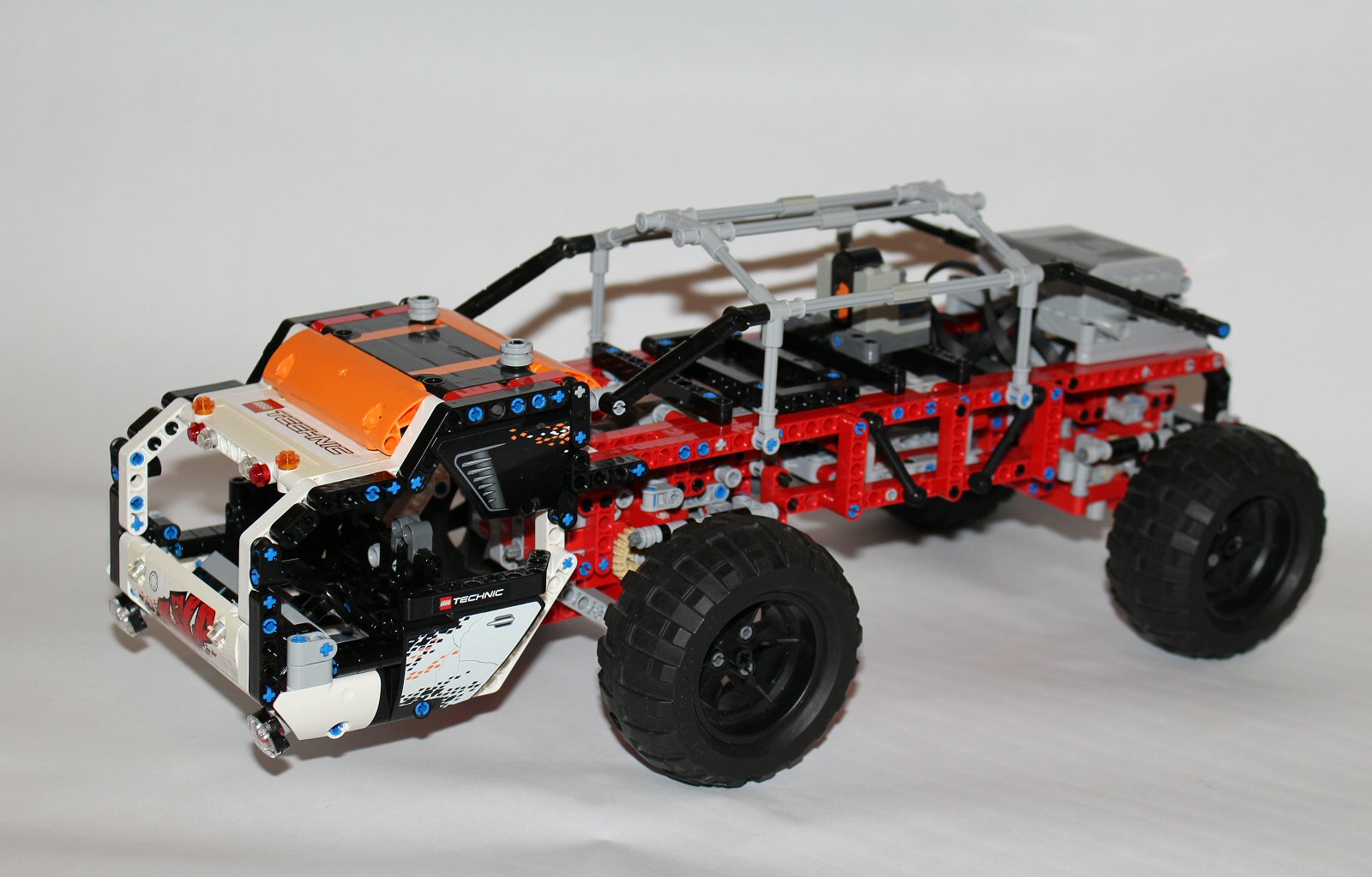 9398 C Model - Mars Exploration Vehicle